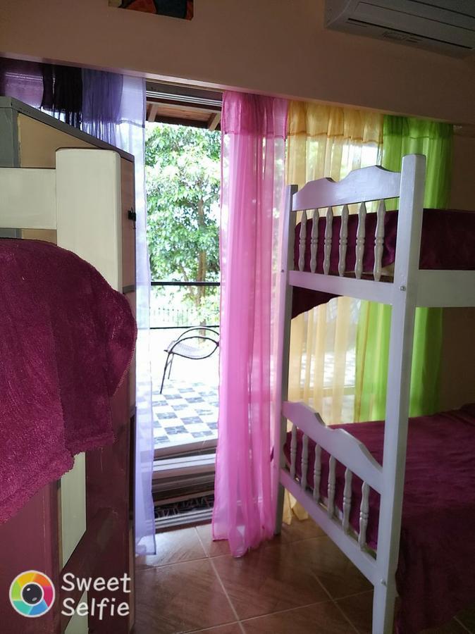 Butterfly Hostel Puerto Iguazu Exterior photo