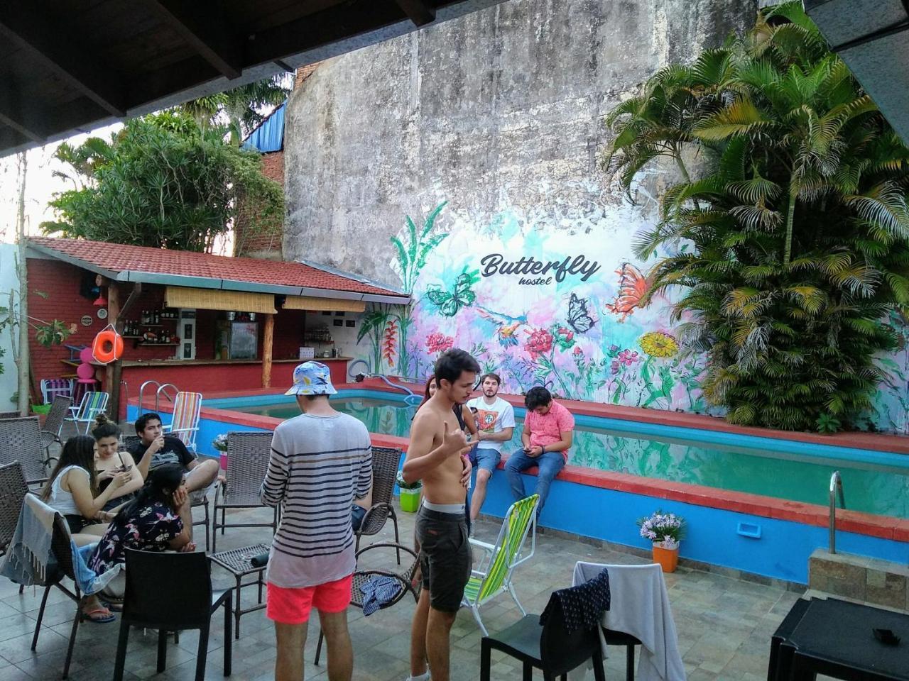 Butterfly Hostel Puerto Iguazu Exterior photo
